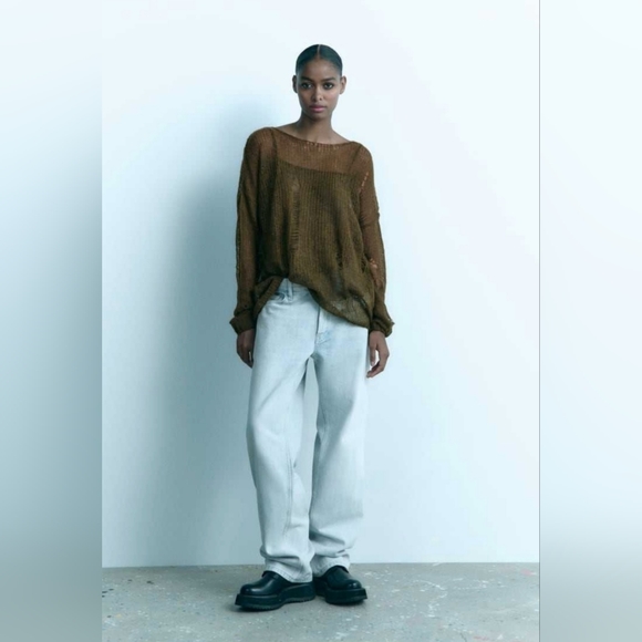 WOOL & ALPACA BLEND KNIT SWEATER WITH RIPS By Zara - Picture 2 of 8